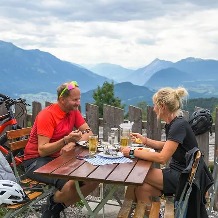 Lakeside Seefeld Зеефельд в Тироле