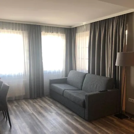 아파트호텔 Lakeside Seefeld 제펠드 인 티롤