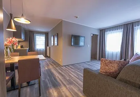Lakeside Seefeld Зеефельд в Тироле