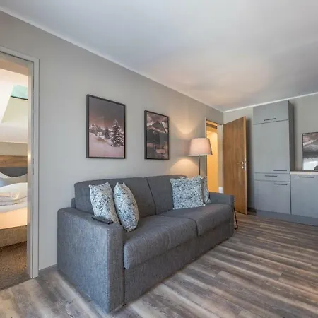 아파트호텔 Lakeside Seefeld 4*