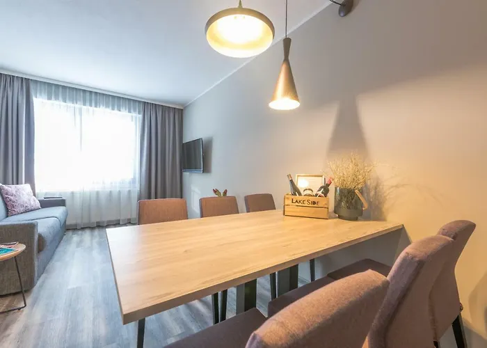 ليكسايد سيفيلد 4*